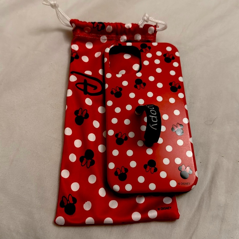 Loopy Case “Red Polka Dot Minnies” for iPhone 12